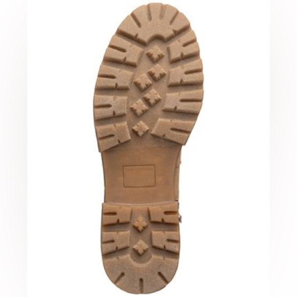 Sun + Stone Jacksonn Over-The-Knee Lug Boots - Picture 5 of 7